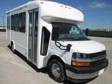 Picture of 2024 Chevrolet 3500 Starcraft AllStar ADA Shuttle Bus