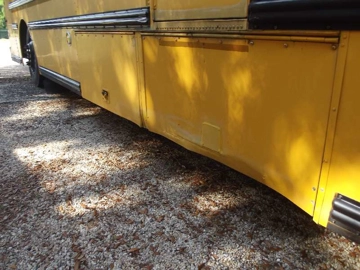 Picture of 2004 Thomas HDX ER School Bus