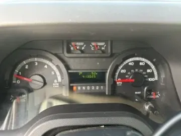 2013 Ford E-450 14P ADA