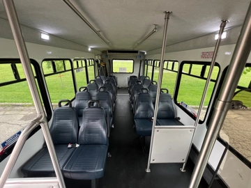 Picture of 2015 Ford E-450 Starcraft 18P ADA