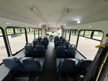 Picture of 2015 Ford E-450 Starcraft 18P ADA