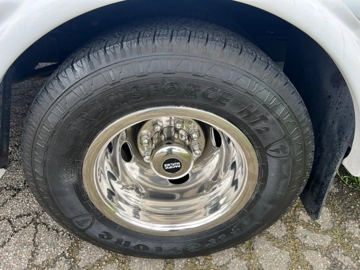 Picture of 2015 Ford E-450 Starcraft 18P ADA