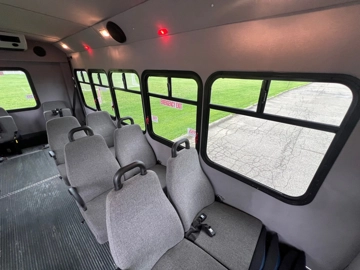 Picture of 2013 Ford E-450 Thor 14P ADA