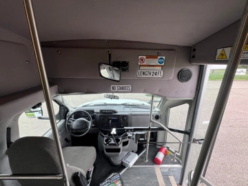Picture of 2013 Ford E-450 Thor 14P ADA
