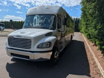 2017 Freightliner M2 26P Lavatory