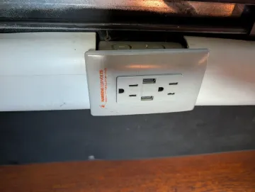 2017 Freightliner M2 26P Lavatory