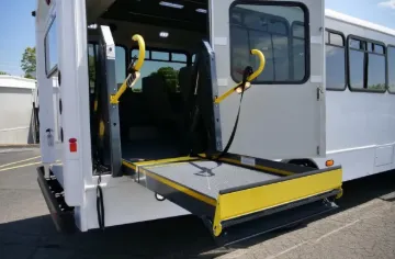 2017 Ford F-550 Diesel Glaval 22P ADA
