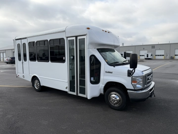 Picture of 2018 Ford E350 Shuttle Bus