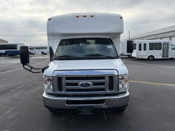 Picture of 2018 Ford E350 Shuttle Bus