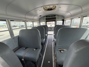 Picture of 2007 Chevy Express 3500 Thomas Shuttle Bus