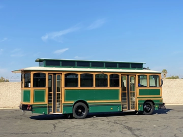 Picture of 2002 Freightliner CNG ADA Trolley Bus