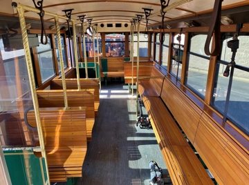 Picture of 2002 Freightliner CNG ADA Trolley Bus