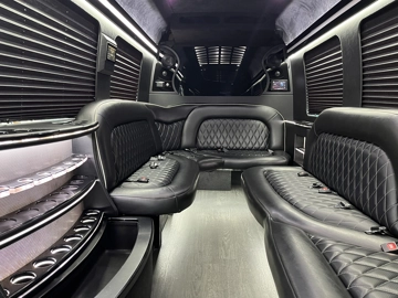 Picture of 2019 Mercedes-Benz 3500Xd Limo Bus