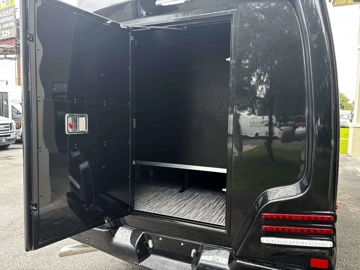 Picture of 2026 Turtle Top Vanterra Xlt Executive Shuttle Bus