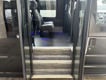 Picture of 2026 Turtle Top Vanterra Xlt Executive Shuttle Bus