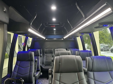 Picture of 2026 Turtle Top Vanterra Xlt Executive Shuttle Bus