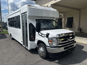 Picture of 2026 Ford Eldorado Advantage Shuttle Bus