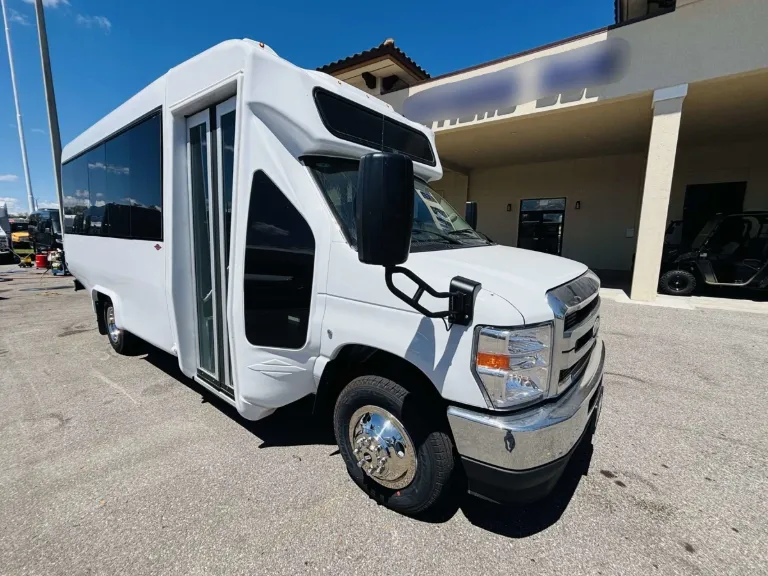 Picture of 2026 Ford E350 Diamond Coach Vip 2200 Shuttle Bus