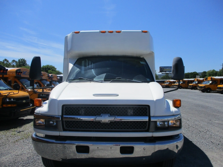 Picture of 2009 Chevrolet Eldorado Shuttle Bus