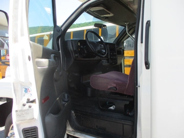Picture of 2009 Chevrolet Eldorado Shuttle Bus