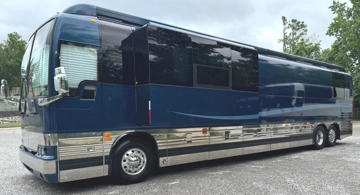 Picture of 2009 Prevost Xlii Motorcoach