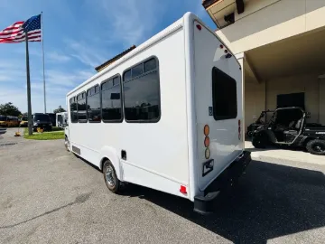Picture of 2016 Goshen Coach Gcii ADA Shuttle Bus