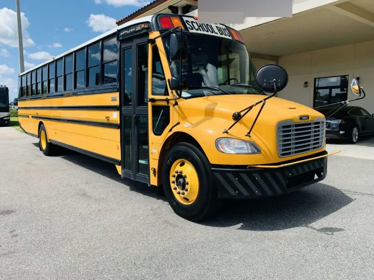Picture of 2014 Thomas Built Buses Saf-T-Liner School Bus
