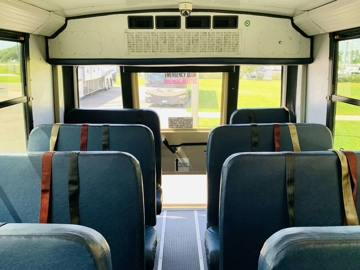 Picture of 2014 Thomas Built Buses Saf-T-Liner School Bus