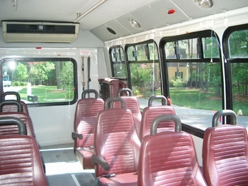 Picture of 1999 Ford Goshen E-350 ADA Shuttle Bus