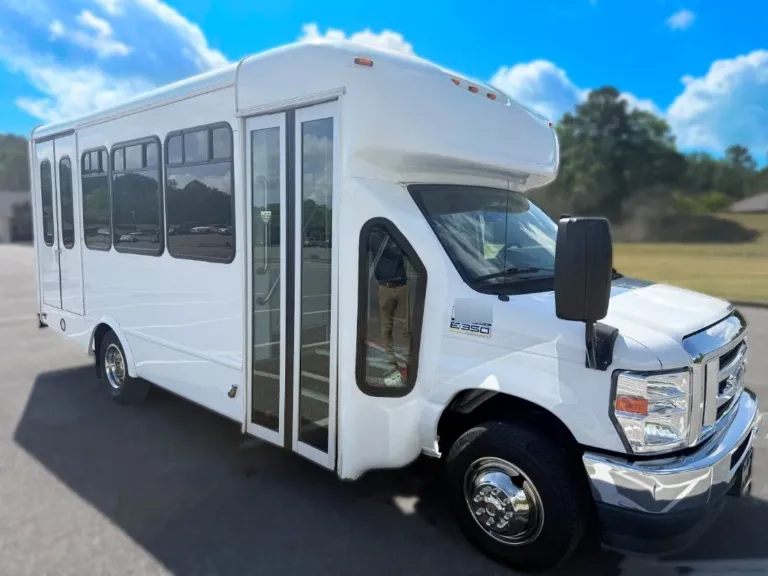 Picture of 2022 Starcraft Allstar Shuttle Bus
