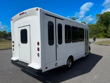 Picture of 2022 Starcraft Allstar Shuttle Bus