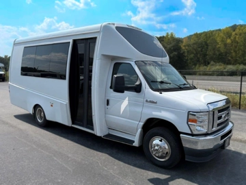 Picture of 2021 Ford E350 Berkshire Coach Shuttle Bus