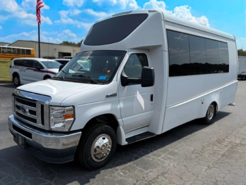 Picture of 2021 Ford E350 Berkshire Coach Shuttle Bus