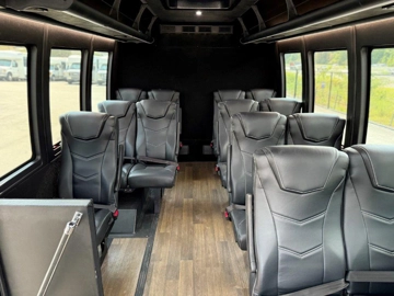 Picture of 2021 Ford E350 Berkshire Coach Shuttle Bus