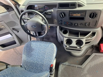 Picture of 2018 Starcraft Starlite Shuttle Bus