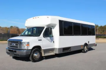 Picture of 2016 Champion Challenger Shuttle Bus