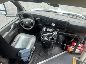 Picture of 2013 Champion Defender Shuttle Bus