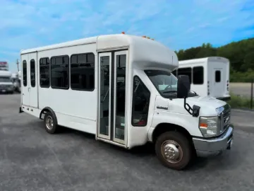 Picture of 2010 Starcraft Allstar Shuttle Bus