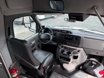 Picture of 2010 Starcraft Allstar Shuttle Bus