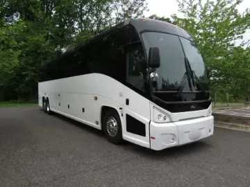 2019 MCI J4500 56P