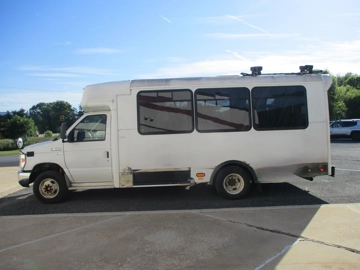 Picture of 2013 Ford Champion Challenger ADA Shuttle Bus