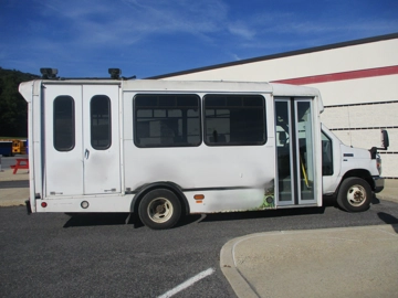 Picture of 2013 Ford Champion Challenger ADA Shuttle Bus