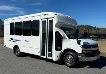 Picture of 2026 Chevrolet 4500 Starcraft Allstar Shuttle Bus
