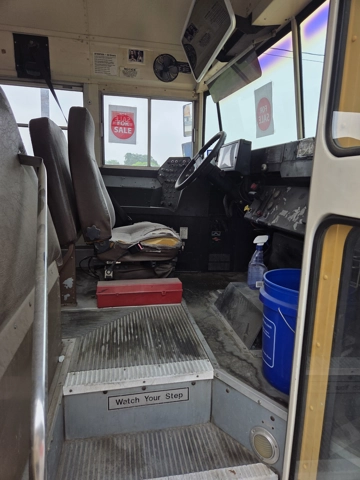 Picture of 1996 GMC Blue Bird School Bus