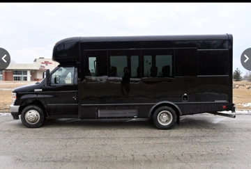 Picture of 2025 Ford Starcraft Executive Shuttle Bus