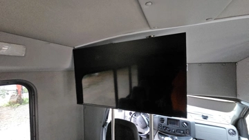 Picture of 2014 Ford E-350 Shuttle Bus
