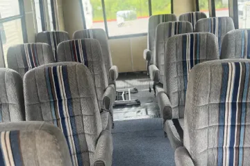 Picture of 1995 Ford E-350 Diamond 18P ADA