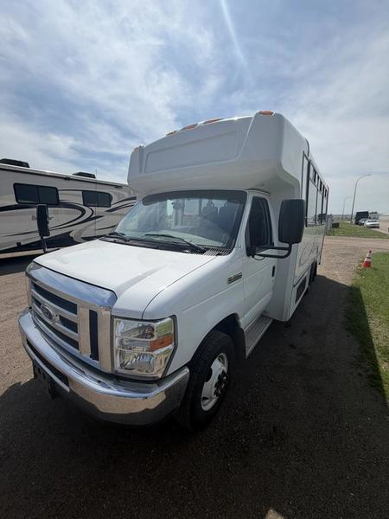 Picture of 2017 Ford E350 ADA Shuttle Bus