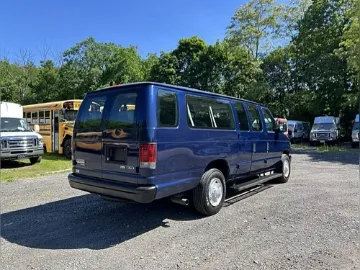 2011 Ford E-350 Comm Pickup/Van Passenger Van