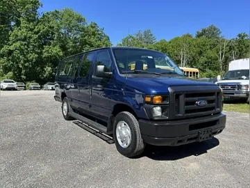 2011 Ford E-350 Comm Pickup/Van Passenger Van